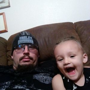 Meet your Posher, Dustin